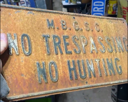 MBGSC No Trespassing No Hunting SST Embossed Sign