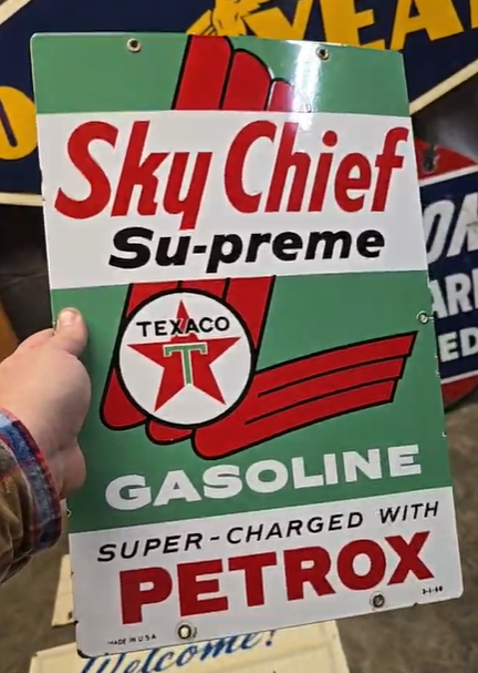 Texaco Sky Chief Gasoline with Petrox SSP Pump Plate