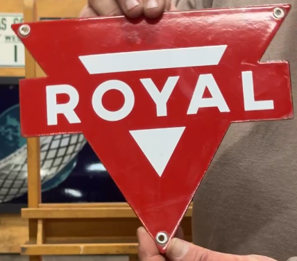 Royal Gasoline Triangle SSP Pump Plate