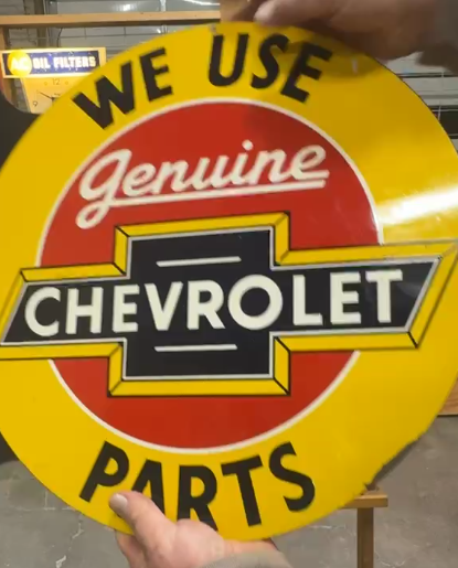 We Use Genuine Chevrolet Parts DST Flange Sign