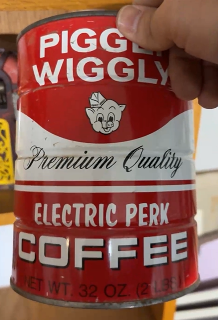 Piggly Wiggly Electric Perk Coffee 2 Pound SST Can