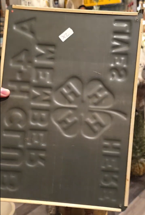 4-H Club Member Lives Here SST Embossed Sign