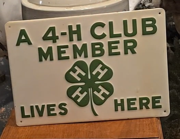 4-H Club Member Lives Here SST Embossed Sign