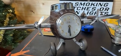 Sessions Self Starting Electric Airplane Clock