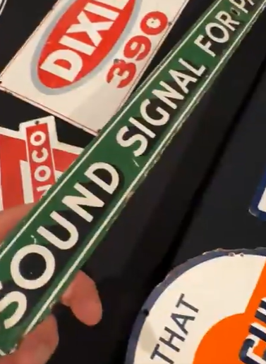 Sinclair Gasoline Sound Signal for Passing SSP Strip Sign