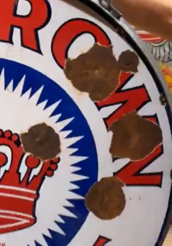 Red Crown Gasoline DSP 30 Inch Sign in Ring