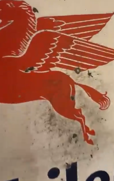 Mobiloil Pegasus Lo Mejor Argentinian 30 Inch DSP Shield Sign