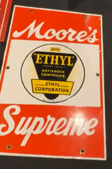 Moore’s Supreme Gasoline with Ethyl SSP Pump Plate