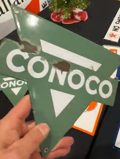 Conoco Gasoline Green SSP Triangular Pump Plate