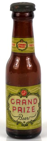 1952 Grand Prize Beer Salt Shaker 4 Inch Houston Texas