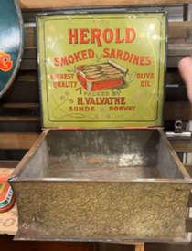 Herold Smoked Sardines H Valvatne Sunde Norway Can