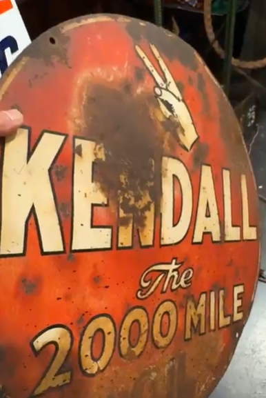 Kendall the 2000 Mile Oil DST Round Sign