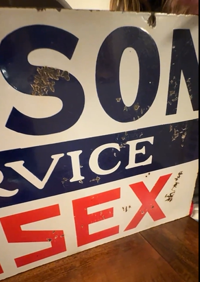 Hudson Essex Service DSP Hanging Sign
