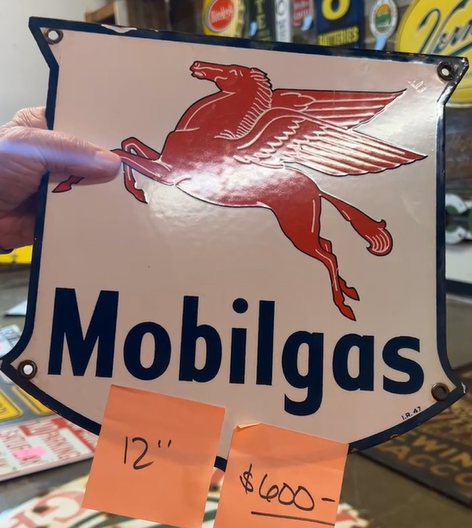 Mobilgas Gasoline with Pegasus SSP Pump Plate
