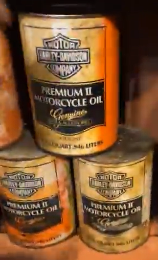 Harley-Davidson Motorcycle Oil SST Quart Cans
