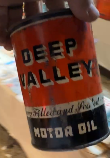 Deep Valley Motor Oil SST Quart can