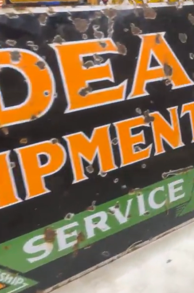 New Idea Farm Equipment Sales Service SSP 5 Foot Sign