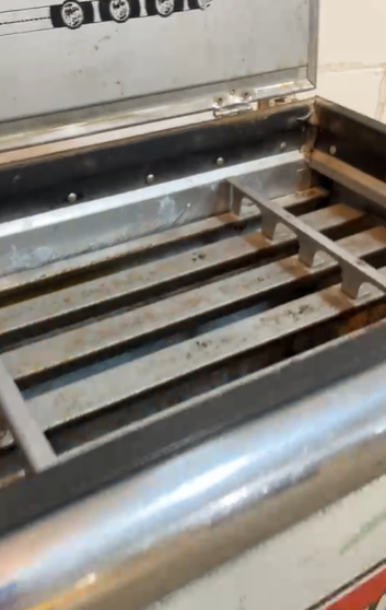 7Up Slider Soda Pop Machine by Ideal