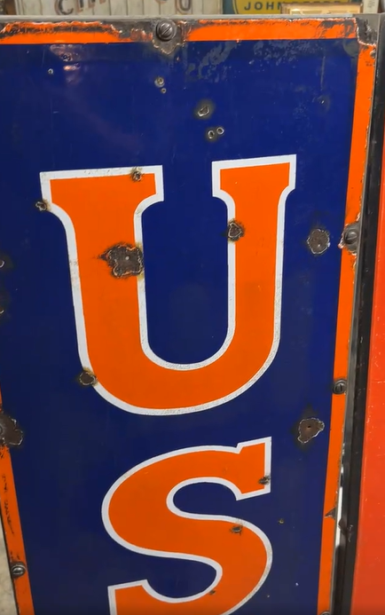 USL Batteries SSP Vertical Sign