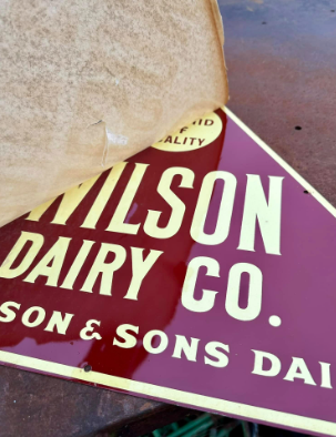 Wilson Dairy Pyramid of Quality SST Sign