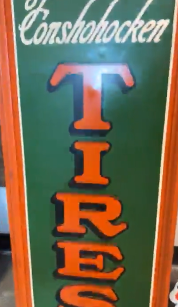 Lee Tires of Conshohocken SST Vertical Sign