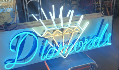 Diamonds SSP Color-Changing Neon Sign