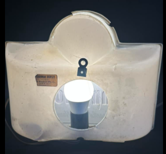 Old Sunny Brook World’s Largest Selling Kentucky Whiskey Plastic Light-Up Sign