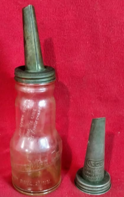 Marquette Embossed Oil Bottle With Spout & Eztra Enco Spout