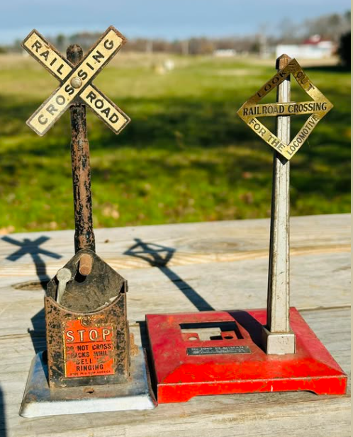Two Railroad Crossing Scale Model Toys Lionel