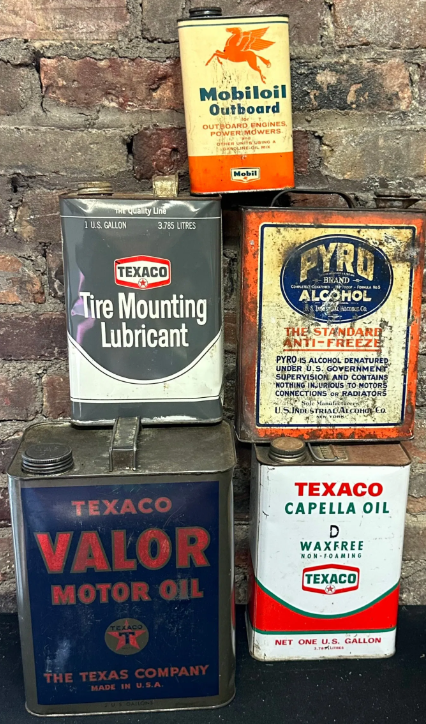 Lot of 5 Vintage Mobil, Texaco, Pyro Motor Oil Quart 1 & 2 Gallon Cans