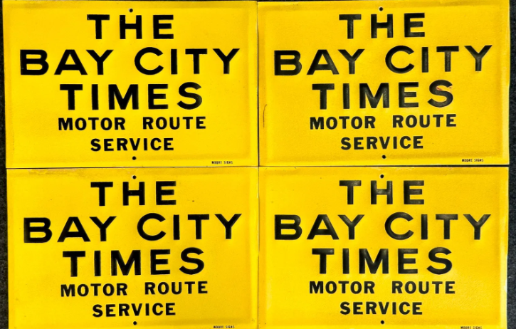 Lot of (4) Vintage The Bay City Times Motor Route Service SST Signs w/ Reflective Paint