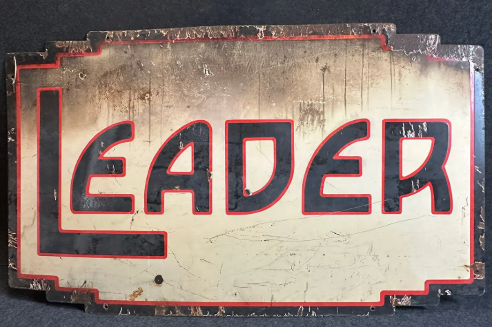 Leader DSP Service Station Sign