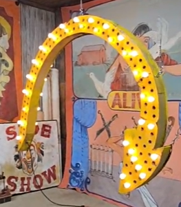 Lighted Curved Arrow DST Sign