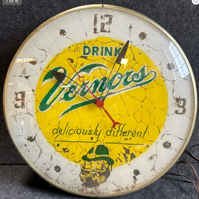 Vernors Original Advertising 20″ Soda Pop Lighted Clock Vernor’s