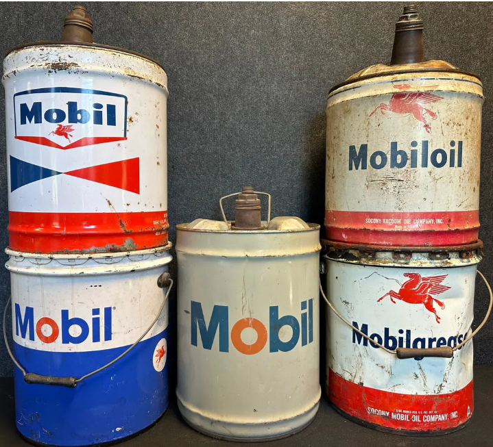 Five Mobil Gas Station 5-Gallon Motor Oil Can Lot