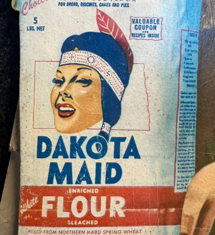 Dakota Maid Flour Cardboard Easel Back Sign