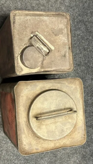 1900s Paragon Transmission Grease & Motor Oil Cans