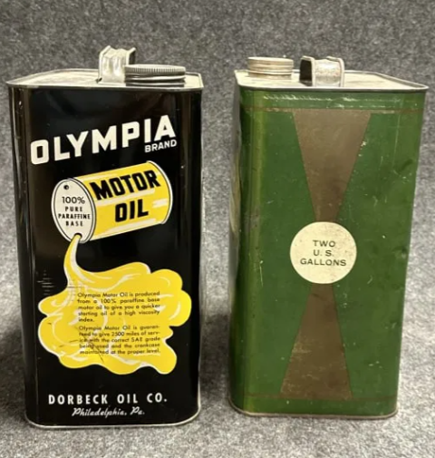 Olympia & Me-Tee-Or 2 Gallon Motor Oil Cans