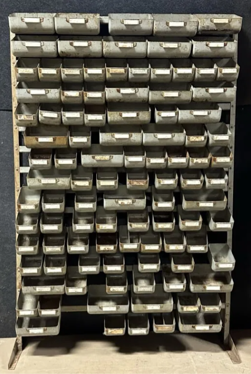 Industrial Tool Bolt Bin with 100 Bins