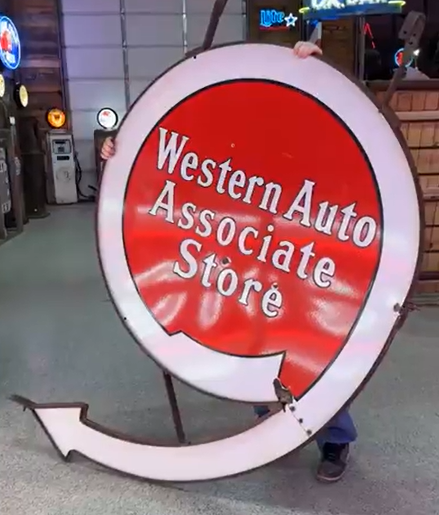 Western Auto Associate Store DSP Sign in Original Ring