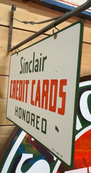 Sinclair Credit Cards Honored DSP Hanging Sign