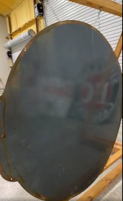 Gulf Gasoline SSP Dog Ears 6 Foot Diameter Sign