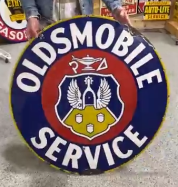 Oldsmobile Service SSP 42 Inch Diameter Sign