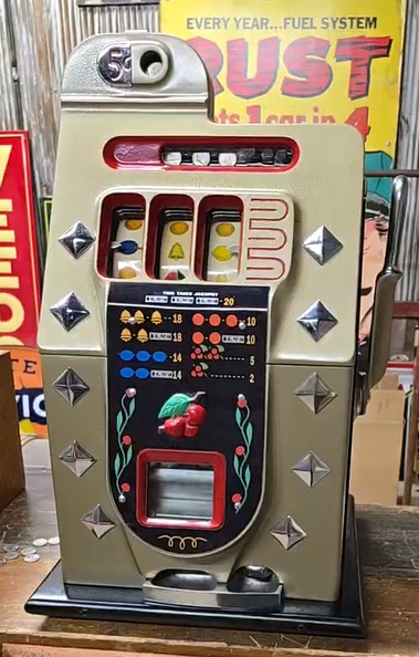 Mills Novelty Company Slot Machine