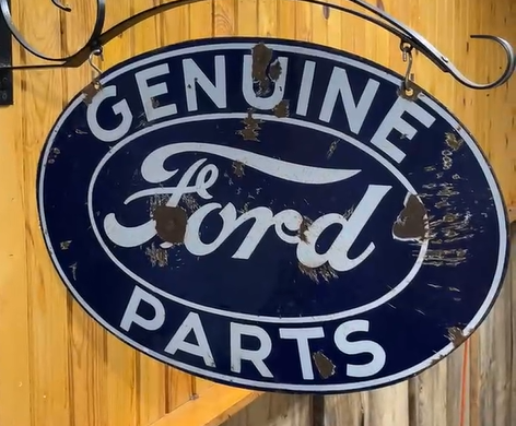 Genuine Ford Parts DSP 24 Inch Oval Hanging Sign