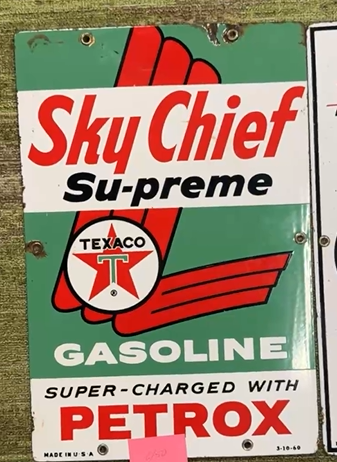 Texaco Sky Chief Supreme Gasoline with Petrox SSP Pump Plate