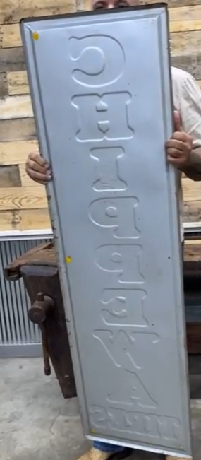 Chippewa Tires SST Embossed Vertical Sign