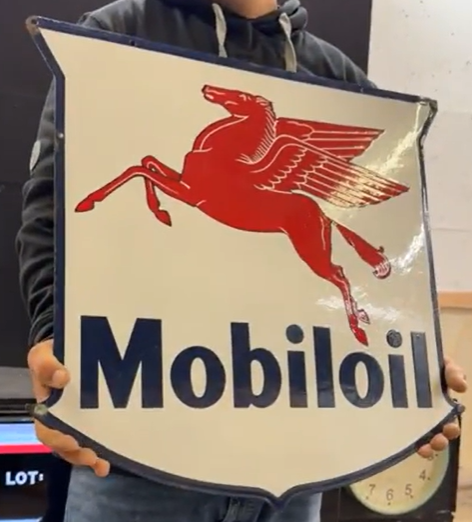 Mobilgas with Pegasus DSP 28 Inch Mobil Shield Sign